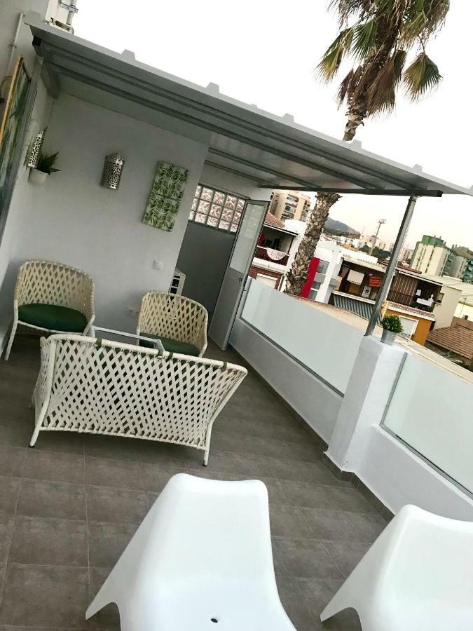 El Palo Beach House Ferienhaus *
