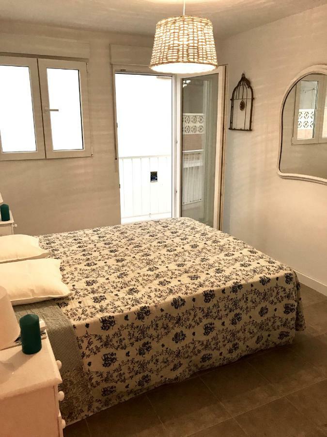 Ferienhaus El Palo Beach House *